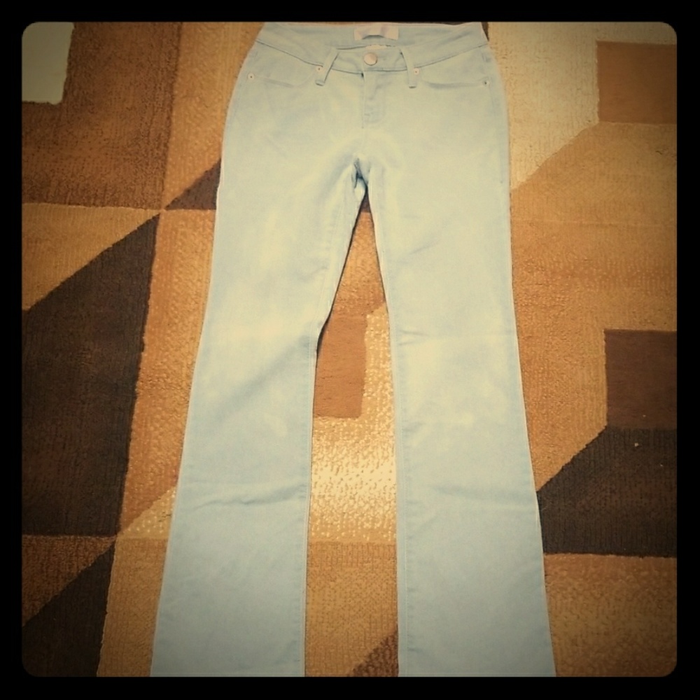 No Boundaries Pale Stonewashed Low Ride Jeans